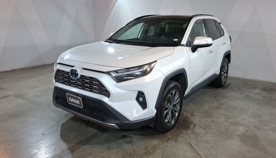 Toyota • RAV4