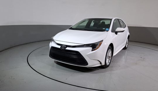 Toyota • Corolla