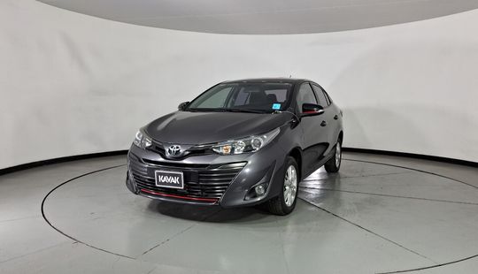 Toyota • Yaris