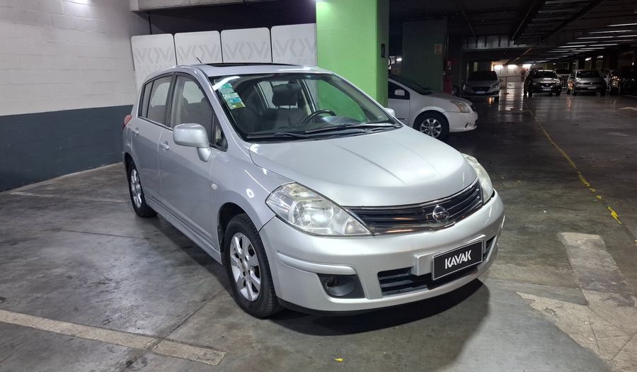 Nissan Tiida 1.8 ACENTA Hatchback 2011