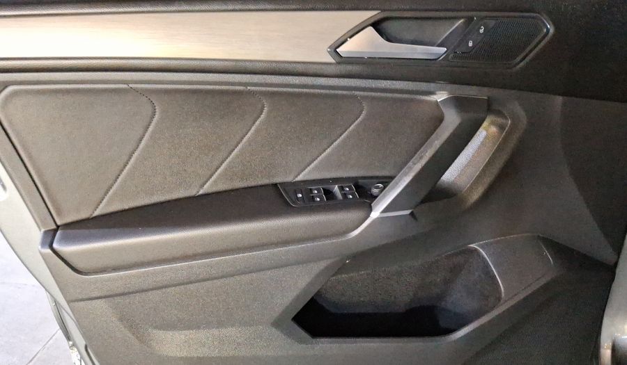 Volkswagen Tiguan 1.4 COMFORTLINE PIEL DCT Suv 2018