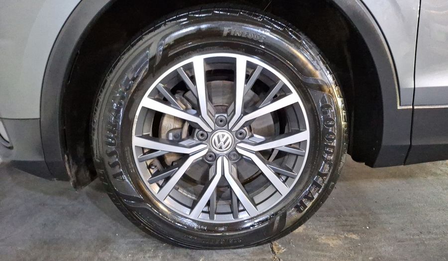 Volkswagen Tiguan 1.4 COMFORTLINE PIEL DCT Suv 2018