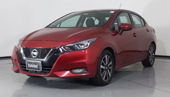Nissan • Versa