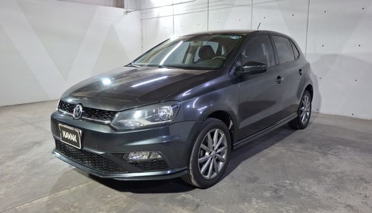 Volkswagen • Polo