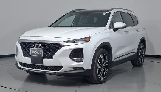 Hyundai • Santa Fe