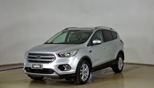 Ford • Escape