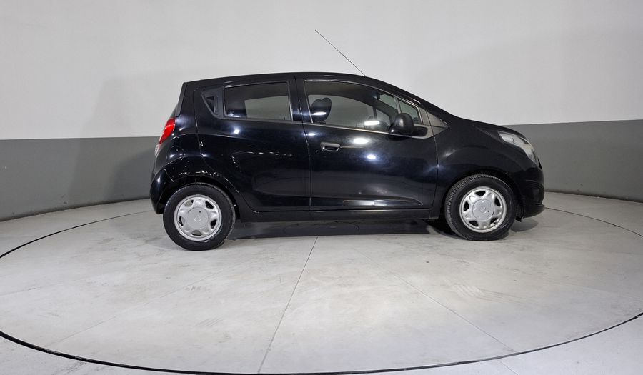 Chevrolet Spark Classic 1.2 LS A MT Hatchback 2017