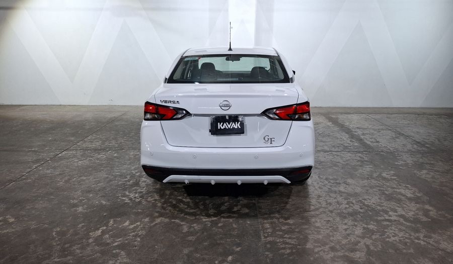 Nissan Versa 1.6 SENSE Sedan 2023