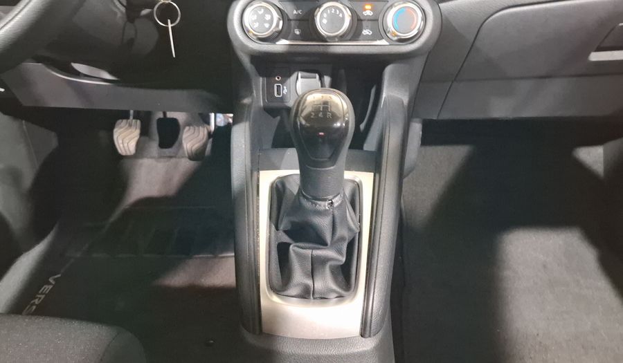 Nissan Versa 1.6 SENSE Sedan 2023