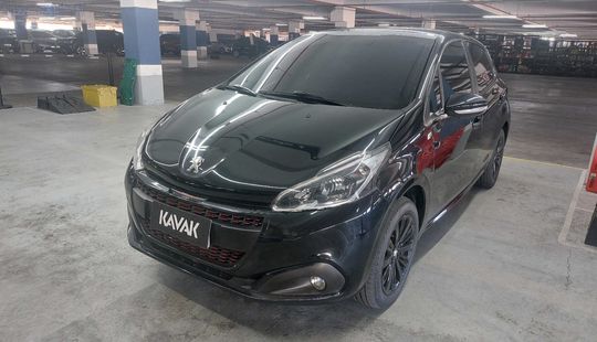 Peugeot • 208