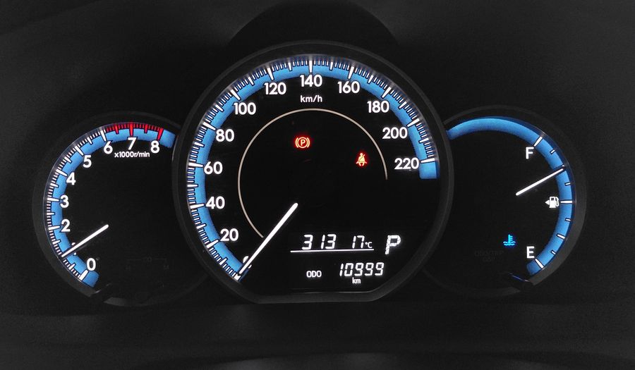Toyota Yaris 1.5 XLS + CVT Hatchback 2025