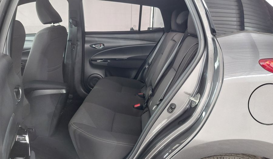 Toyota Yaris 1.5 XLS + CVT Hatchback 2025