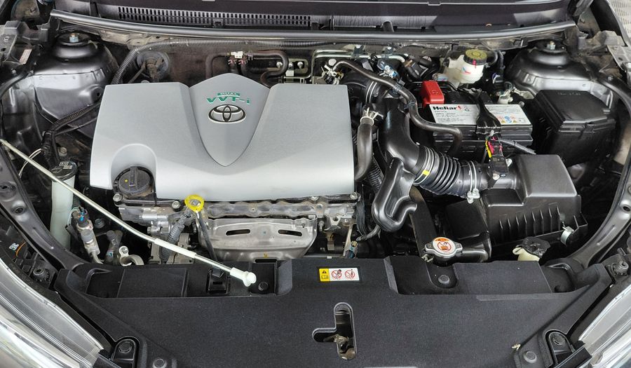 Toyota Yaris 1.5 XLS + CVT Hatchback 2025