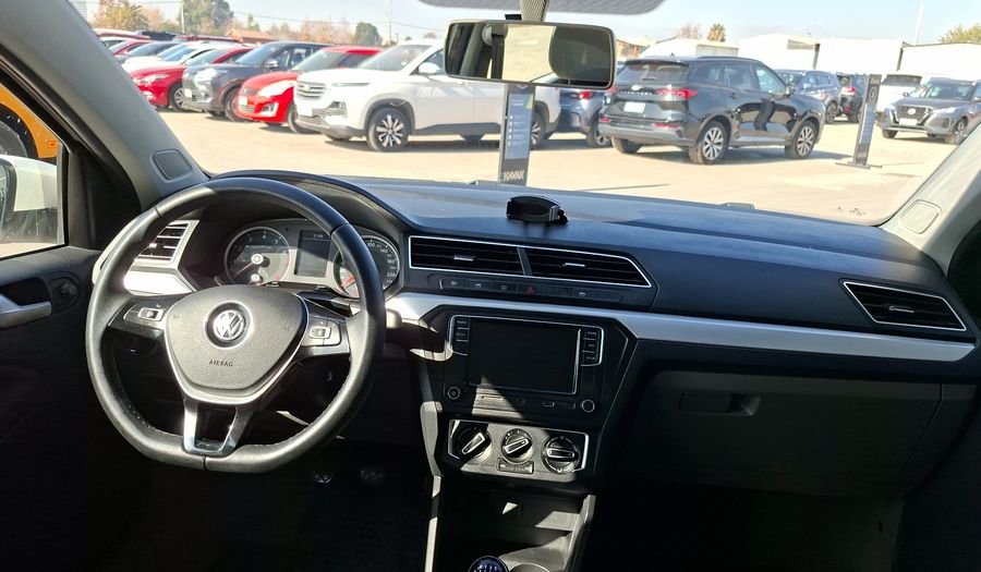 Volkswagen Voyage 1.6 HIGHLINE Sedan 2021