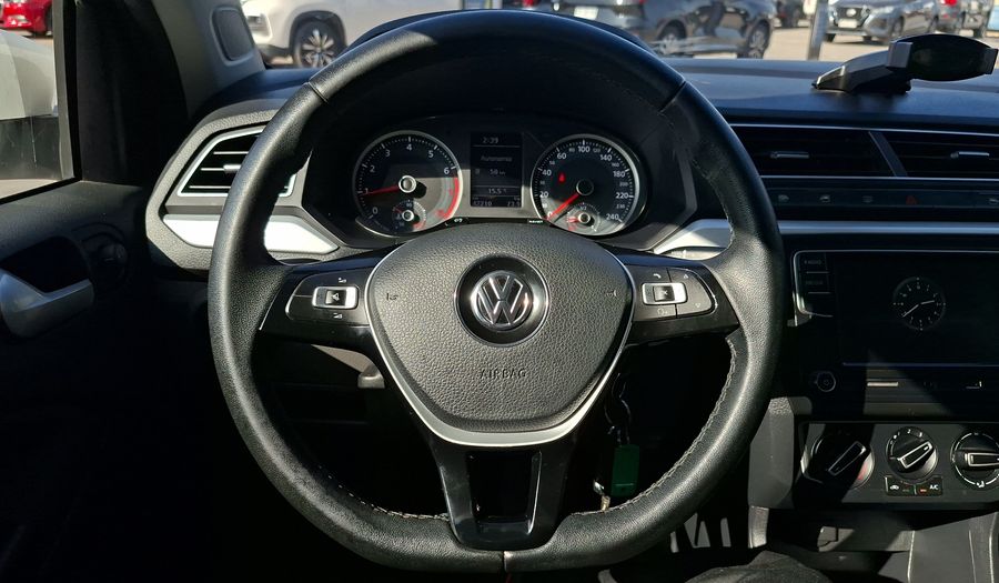 Volkswagen Voyage 1.6 HIGHLINE Sedan 2021