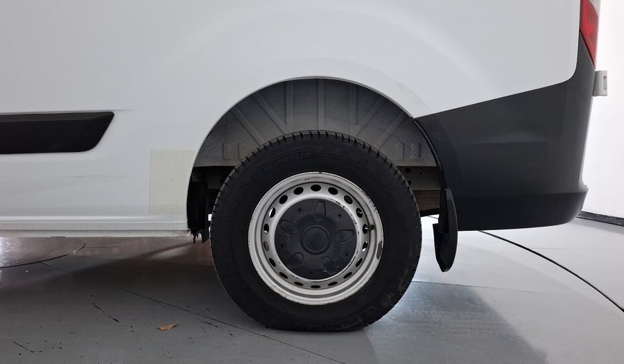 Ford Transit 2.2 DIESEL VAN CORTA AA Van 2020
