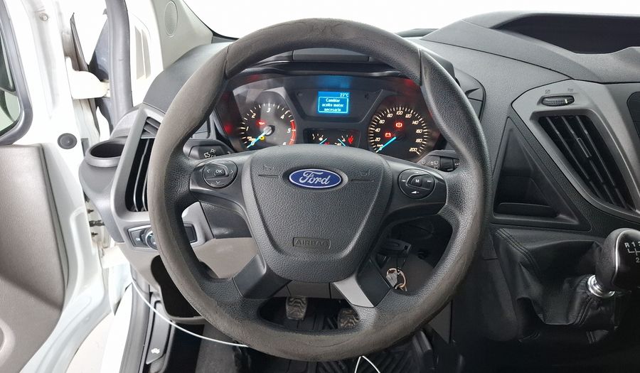 Ford Transit 2.2 DIESEL VAN CORTA AA Van 2020