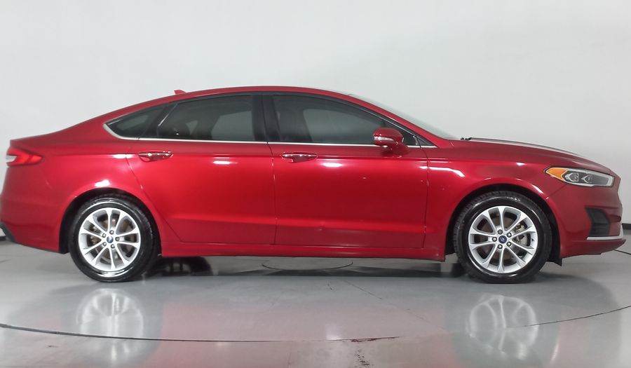 Ford Fusion 2.0 SEL HYBRIDO AT Sedan 2020