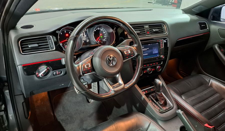 Volkswagen Vento 2.0 TSI GLI DSG + APP CON+NAV MY17 Sedan 2017