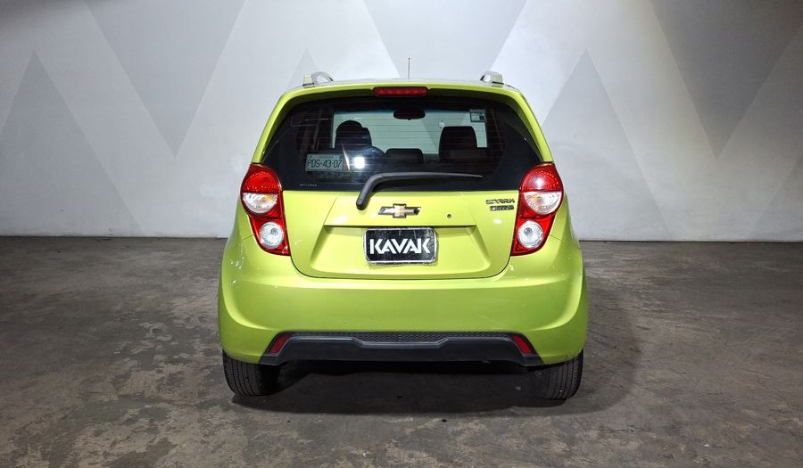 Chevrolet Spark Classic 1.2 LTZ C MT Hatchback 2017