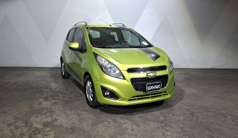 Chevrolet Spark Classic 1.2 LTZ C MT Hatchback 2017