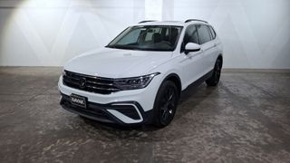 Volkswagen • Tiguan