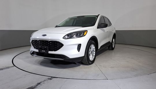 Ford • Escape