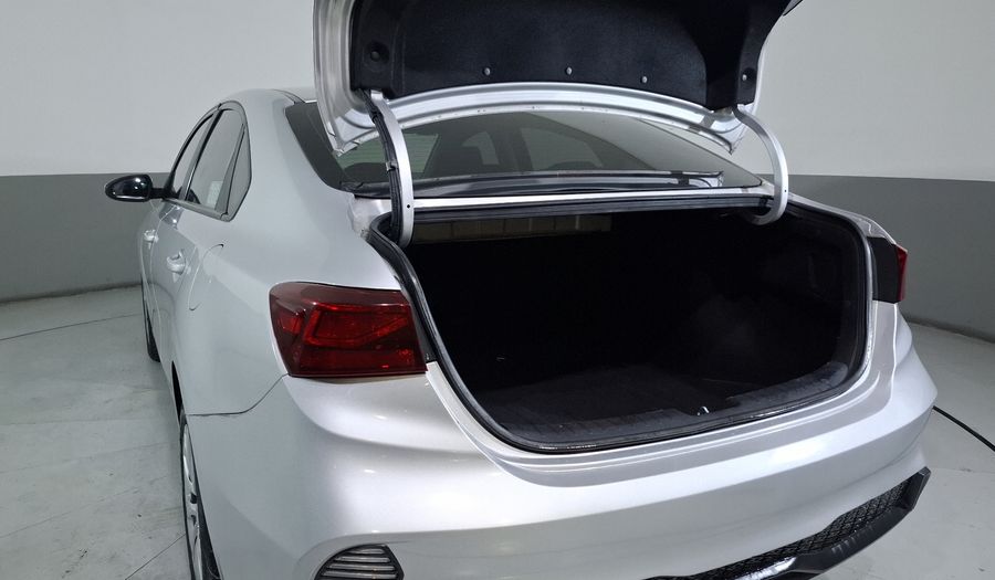 Kia Forte 2.0 L Sedan 2022