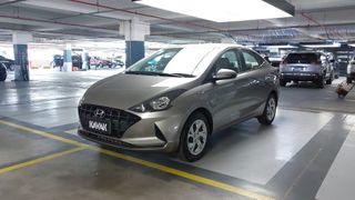 Hyundai • HB20S