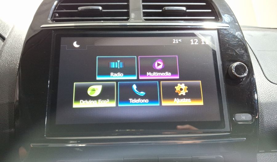 Renault Kwid 1.0 ICONIC Hatchback 2024