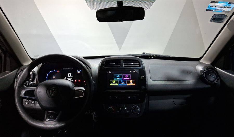Renault Kwid 1.0 ICONIC Hatchback 2024