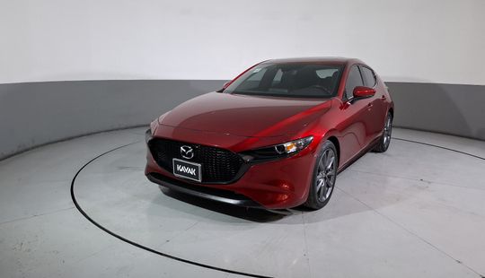 Mazda • Mazda 3