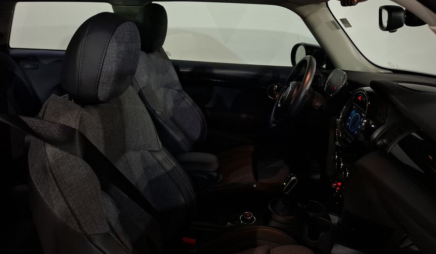 Mini Cooper 1.5 COOPER CHILI DCT Hatchback 2021