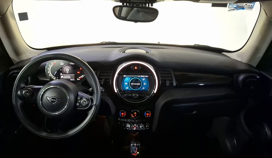 Mini Cooper 1.5 COOPER CHILI DCT Hatchback 2021