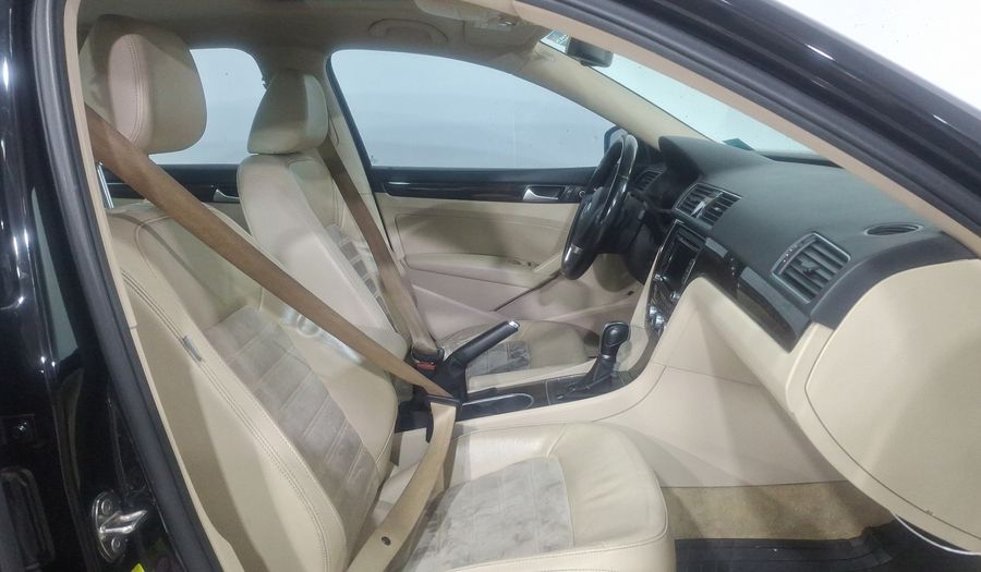 Volkswagen Passat 3.6 DSG Sedan 2015