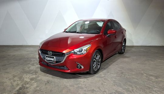 Mazda • Mazda 2
