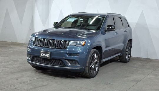 Jeep • Grand Cherokee