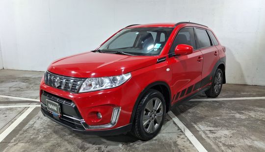 Suzuki • Vitara