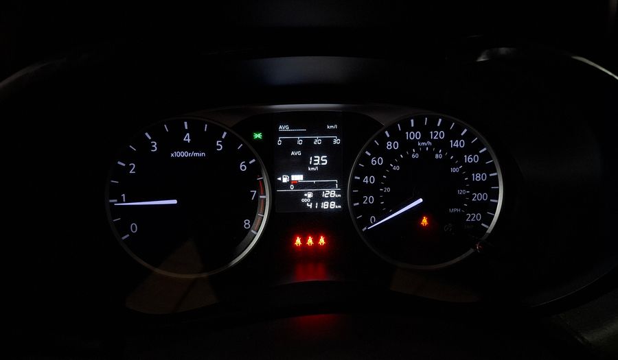 Nissan Versa 1.6 SENSE Sedan 2021