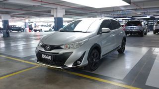 Toyota • Yaris