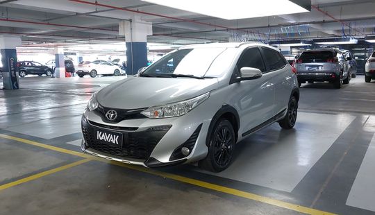 Toyota • Yaris