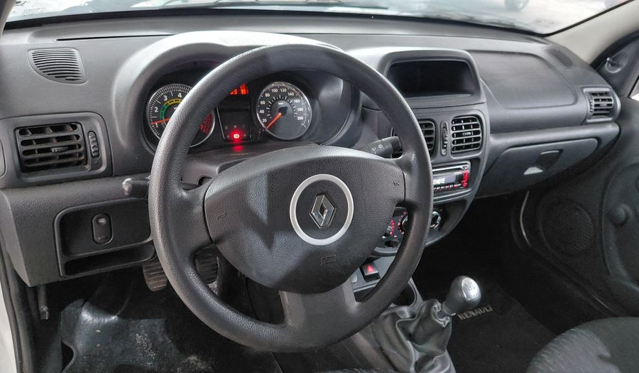 Renault Clio 1.1 CONFORT Hatchback 2014