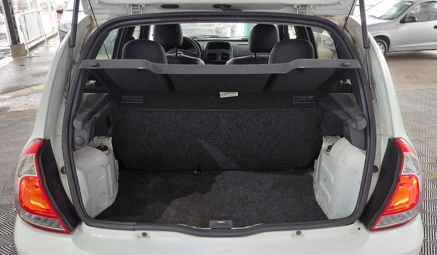 Renault Clio 1.1 CONFORT Hatchback 2014