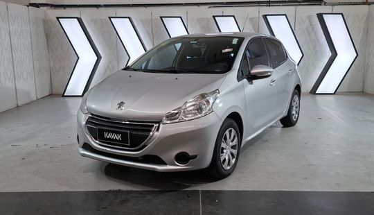Peugeot • 208