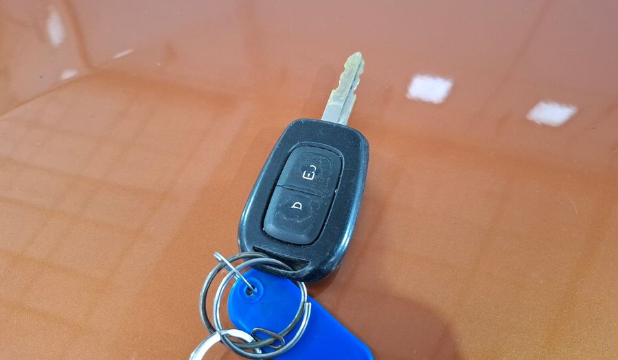 Renault Kwid 1.0 INTENS Hatchback 2020