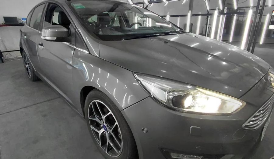Ford Focus Iii 2.0 TITANIUM Hatchback 2017