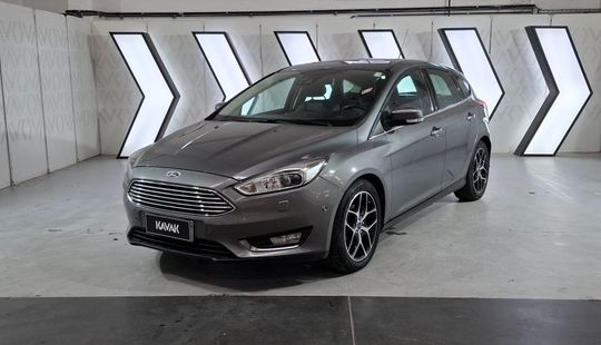 Ford • Focus III