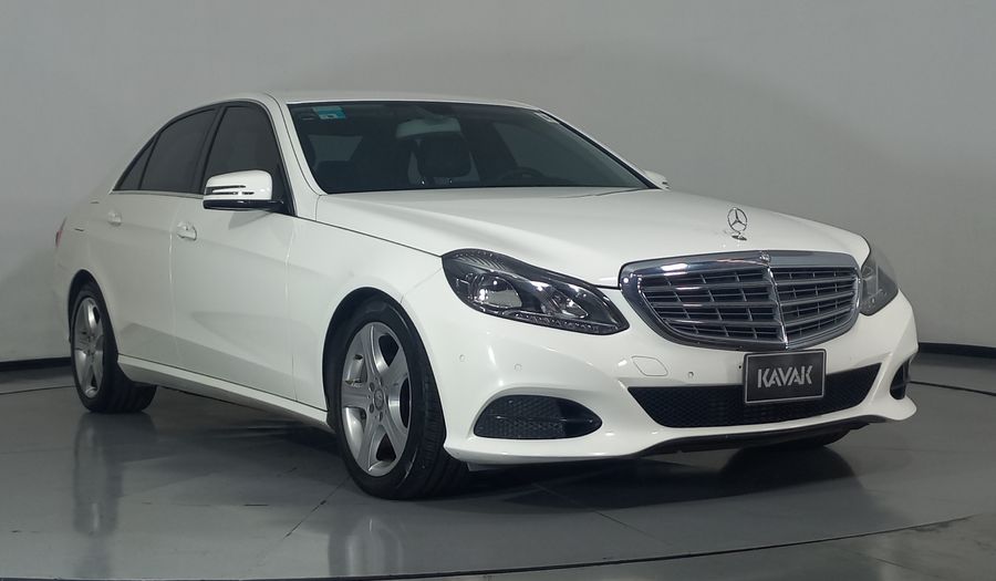 Mercedes Benz Clase E 2.0 200 CGI EXCLUSIVE AT Sedan 2014