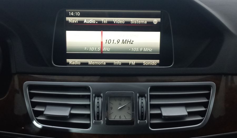 Mercedes Benz Clase E 2.0 200 CGI EXCLUSIVE AT Sedan 2014