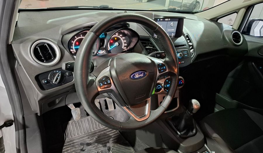 Ford Fiesta Kinetic Design 1.6 SE PLUS Hatchback 2018
